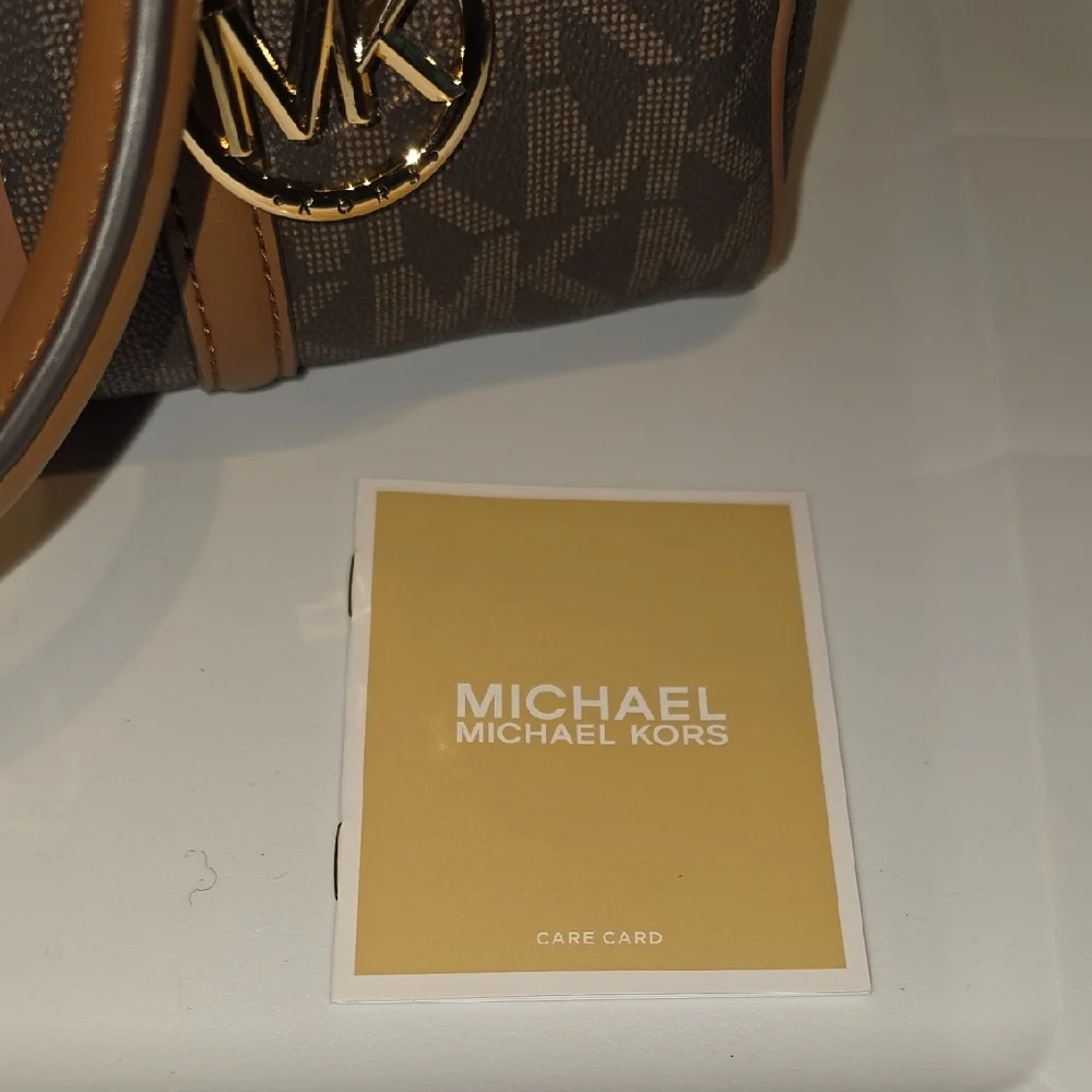 Michael Kors Brown and Tan Striped Satchel with Matching Wallet - Picture 11 of 15